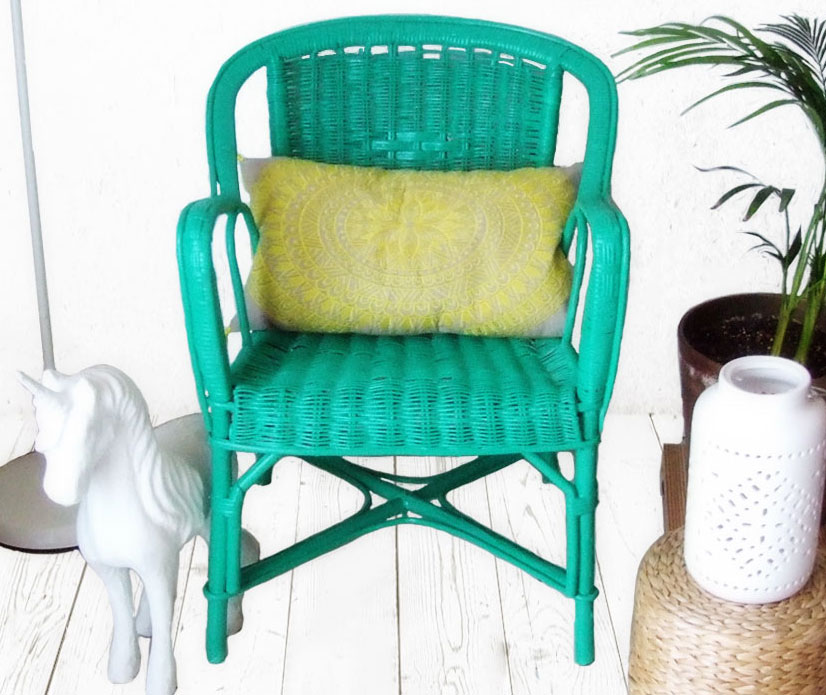relooking fauteuil rotin laque décorative vert emeraude kubbicolor